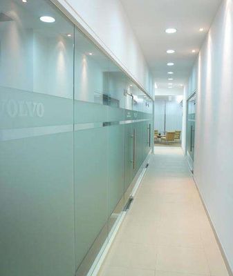 钢化玻璃和普通玻璃的最大区别是强度大、不易损坏产品图片,钢化玻璃和普通玻璃的最大区别是强度大、不易损坏产品相册 - 乌鲁木齐市米东区正兴装饰材料经营部 - 九正